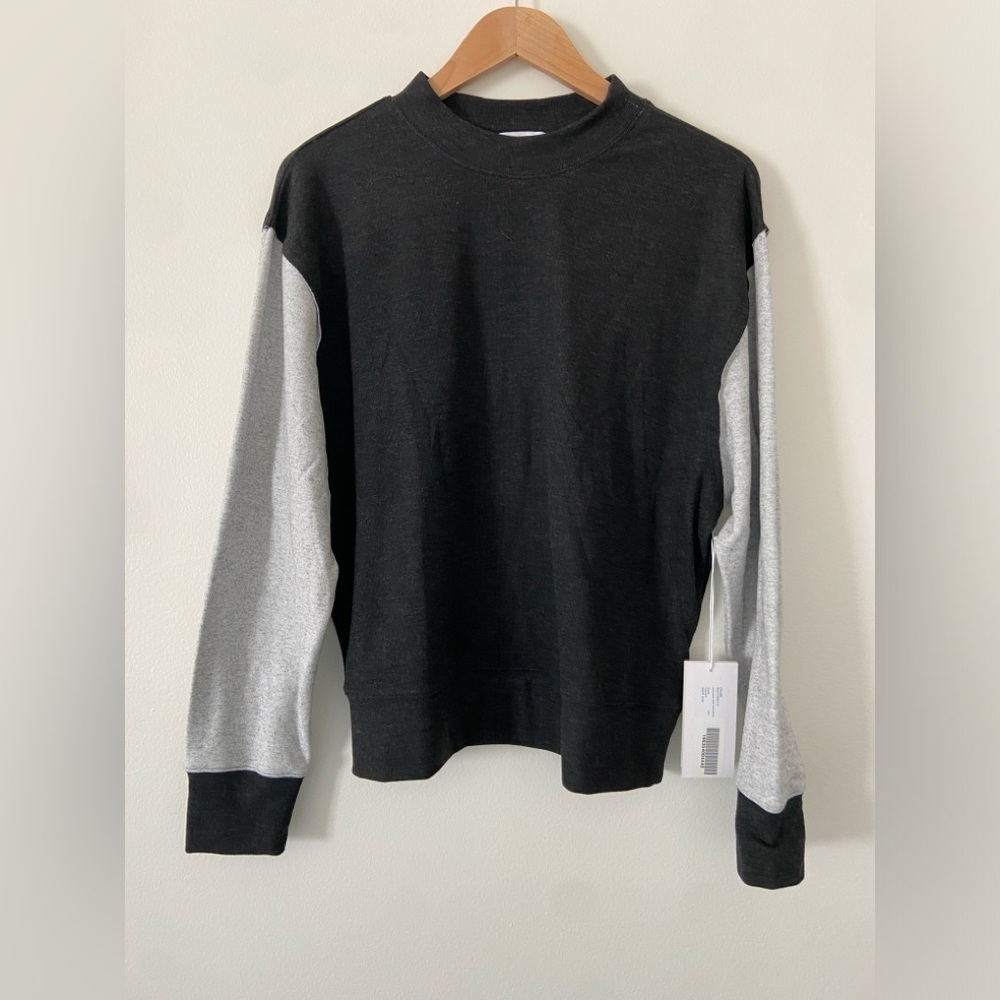 NWT Johnny Was Calme Mock Neck Cozy Sweatshirt Size M Gray/ Black